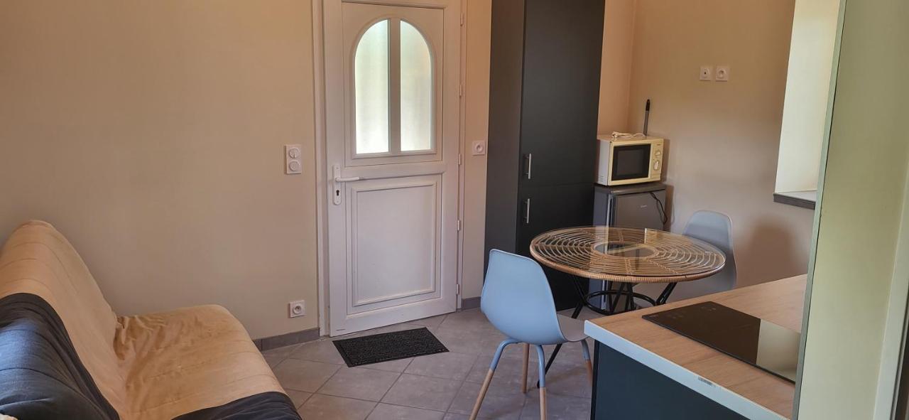 Maisonnette En Pierre Renovee Lamastre Εξωτερικό φωτογραφία